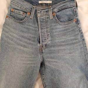 Levi's ribcage straight ankle jeans